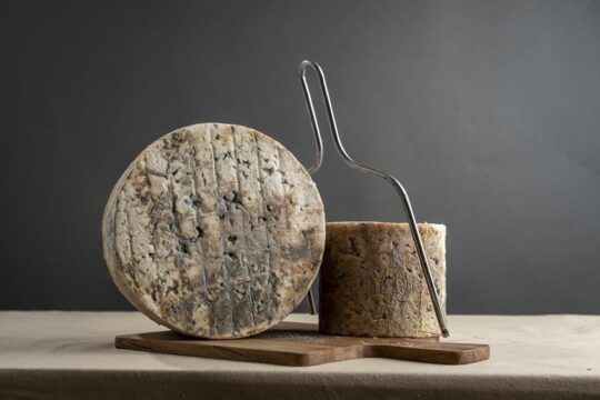 Hiszpański ser pleśniowy La Peral Estrella krowi 250g - obrazek 3